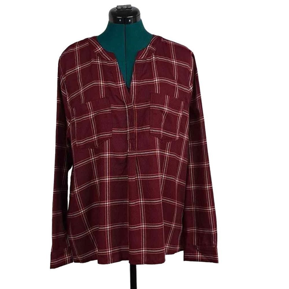 Ladies Pullover Blouse NWT
